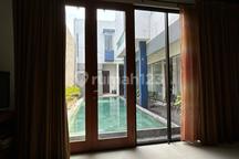 Jual Rumah Minim Renovasi di Citraland Jaminan Termurah