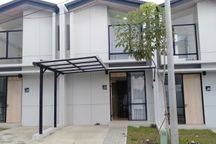 Dikontrakkan Rumah 2 Lantai Full Furnished Siap Huni di Karawang 
