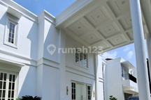 Rumah Mewah Siap Huni di Banyumas, Menteng Jakarta Pusat