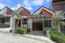 Dikontrakan Rumah Baru tahunan Sentul City Bagus Bersih Siap Huni