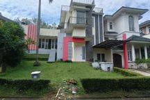 DISEWA RUMAH TAHUNAN SIAPHUNI BUKIT GOLF HIJAU BGH SENTUL SSR820