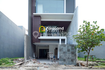 Brand New Modern Minimalist Lokasi Bagus Jalan Lebar, Mudah di Jangkau