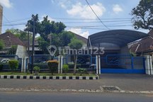 Rumah Elit Mewah Luas Area Boulevard Ijen Klojen Malang