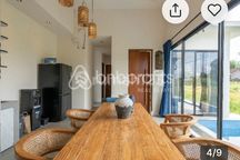 For rent the villa is in the middle of a large rice field, rice field view Sayan 10 menutes from Central Ubud Gianyar, mongkey forest sentral Ubud Gianyar Bali Indonesia FOR Rent Villa 12 menutes from mongkey forest center ubud 40 menutes to Canggu Bali I