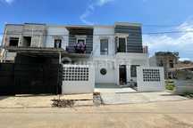 Rumah 2 Lantai Harga 400jtan Dicilodong Dekat Stasiun Depok 