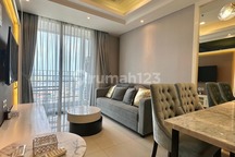 Casa Grande Apartement 2 BR Double Bed Good Interior Dekat Mall 