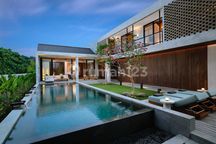 Luxurious Villa Brand New in Canggu with ricefield view
