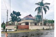 Rumah Luas Lokasi Kaliwates Cocok untuk Kantor Distributor