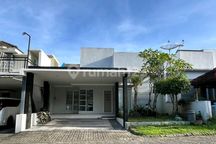 Sewa Rumah Full Perabot Di Perumahan Elit Argopuro Jember. Tinggal Bawa Koper