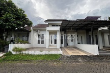 Sewa Rumah 3 Kamar di Perumahan Elit Argopuro Jember. Siap Huni