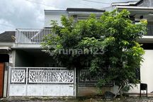 Sewa Rumah Full Perabot di Perumahan Tengah Kota. Tinggal Bawa Koper