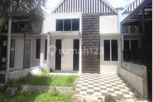 Disewakan Rumah Siap Huni Dekat Roxy Jember