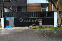 DISEWAKAN RUMAH MINIMALIS BARU RENOVASI DEKAT KOTA