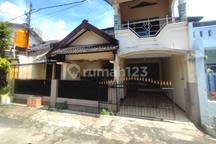 DISEWAKAN RUMAH 2 LANTAI DEKAT KAMPUS DAN KANTOR IMIGRASI JEMBER