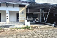 Disewakan Rumah Minimalis 2 Lantai Siap Huni Dekat Kota