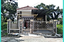 Disewakan Rumah Minimalis 2 Lantai Dekat Roxy Square Jember