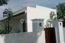 Villa Baru View Sawah Dekat Pantai Kedungu Bg