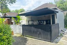 Rumah Moderen Fully Furnished di Jual Buduk