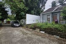 Rumah di Perumahan Dalung Mandira, Serang