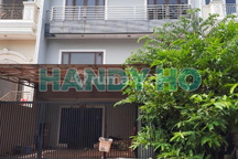 Rumah Mayang Permai PIK. Luas 9 X 16 Rapih