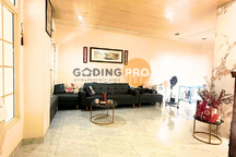 Termurah Rumah Hoek Bukit Golf Mediterania Pik 3Lantai