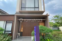 Baru!! Rumah Baru 2 Lantai Hanya 1,1 M-An di Lingkungan Cluster Shila At Sawangan - Dekat The Park Sawangan, bisa KPR!!