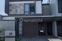Rumah New Cluster Hillary Summarecon Bandung