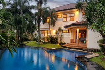 Superr Murah!! Rumah Furnished Vibes Villa di Ampera Kemang