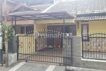 Butuh Cash!! Rumah di Komplek Dpr Bintaro