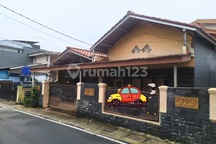 Rumah di Menteng Pegangsaan Murah Bu Cepet