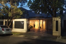 500jt Good Location In Kemang 3+1 BR With Pool And Garden