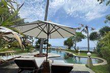 Beachfront Luxury Coastal Living in Dencarik