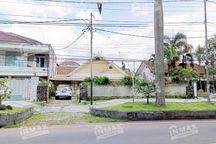 Disewakan/Dijual Rumah Heritage/Kuno Raya Boulevard Dieng luas 