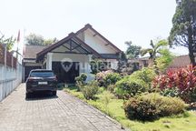 Jual Rumah Luas Terawat Strategis Nol Jalan  Prigen Dekat Cimory