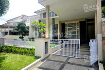 Disewakan Rumah Bagus Minimalis Luas 200 Perumahan Elit Vpt Villa Puncak Tidar Malang Kota Full Furnished Sangat Terawat Siap Huni Perabot Bagus Bersih Tinggal Masuk Saja 3+1 Kamar Tidur Dekat Kampus Machung Elpico