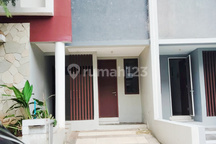 Rumah Siap Huni Harga Murah dan Terawat di Discovery, Bintaro