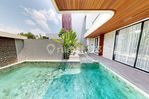 Villa 3 Bedrooms 200 sqm Freehold in Tumbak Bayuh Canggu