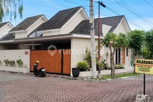 Rumah Bagus Dekat Kampus Jalan Wates Km8