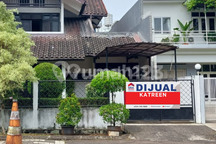 Lokasi Prima Dalam Kompleks Jalan Sangat Lebar