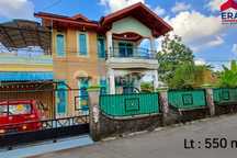 Rumah 2 Lantai Super Luas Kota Pontianak Paris 2, Muat Hingga 8 Mobil