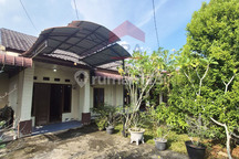 Hunian Keluarga Luas 2 Rumah jadi 1 Kawasan Kota di Prof. M. Yamin
