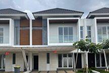 Rumah Riviera Metland Puri, Uk 8x15, Harga Jual 3.550 Milyar 
