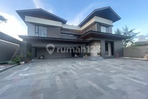 Rumah Mewah Ocarina Florence Blok E No 38, Batam – Harga Turun!