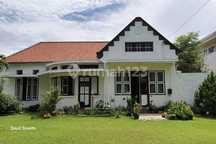 Rumah Lama Terawat Lokasi Strategis di Pandanaran Segitiga Emas Semarang Tengah