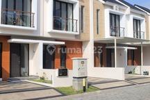 Rumah Modern Dekat Kampus Yarsi