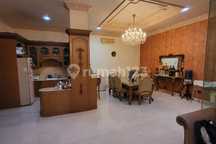 JUAL CEPAT Harga BU Komplek Walet Elok PIK Fully Furnished Siap Huni