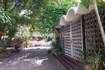 Rumah Pusat Kota Semarang Cocok untuk Kantor atau Cafe