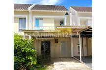 Rumah Full Renovasi 2 Lantai di Boston Village Gading Serpong
