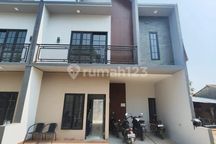 Rumah 2 Lantai Siap Huni Deket Tol Cijago