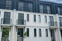 Disewakan Rumah Baru 3lt di Cluster Topaz, Summarecon Mutiara, Makassar (cc), Biring Kanaya